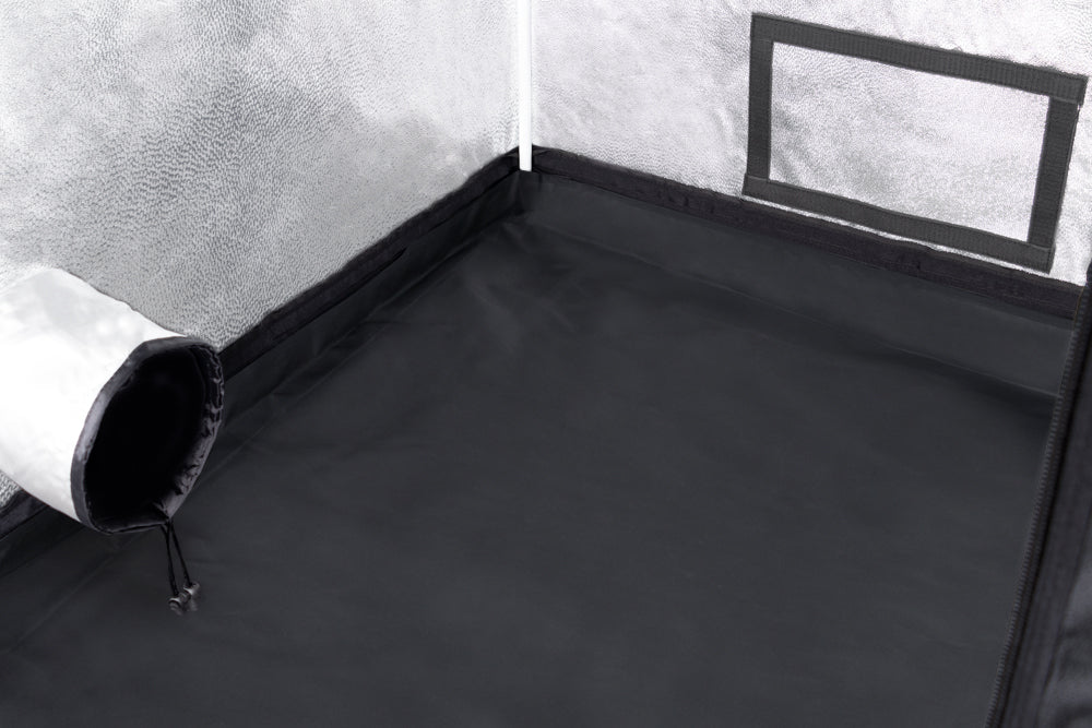 Kweektent met stevig metalen frame 28 kg draagvermogen / Grow tent with strong metal frame 28 kg load / Growzelt mit stabilem Metallrahmen 28 kg Tragkraft