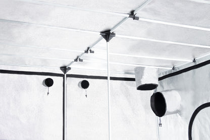 Grote kweektent voor 4 tot 6 LED kweeklampen / Large grow tent for 4 to 6 LED grow lights / Großes Growzelt für 4 bis 6 LED Pflanzenlampen