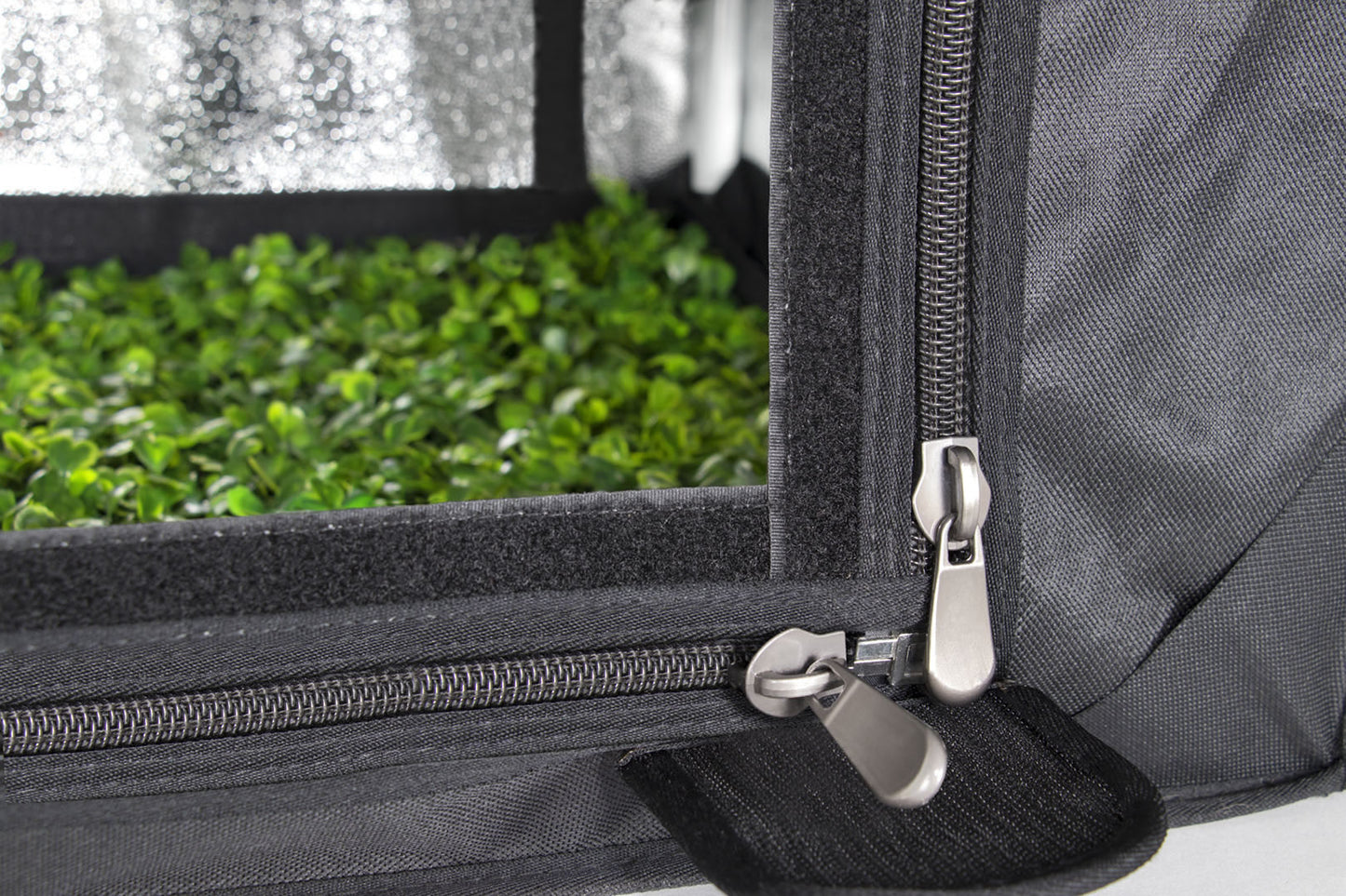 Garden HighPro PROBOX Propagator M propagator tent voor hydroponische stekbakken / Garden HighPro PROBOX Propagator M propagation tent for hydroponic cloning trays / Garden HighPro PROBOX Propagator M Growbox für hydroponische Stecklinge